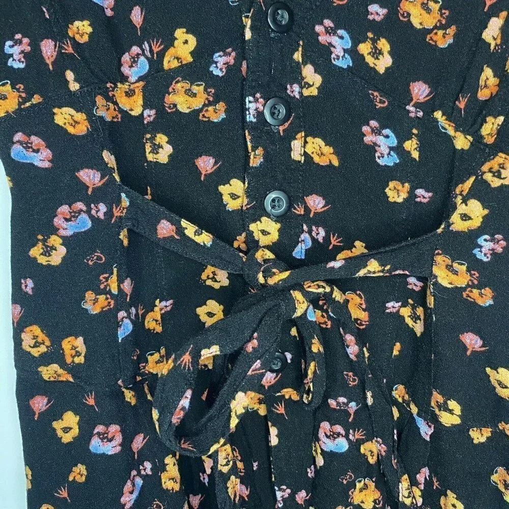 Free People Shorts Romper Sz 4 Floral Print Plunge V-Neck